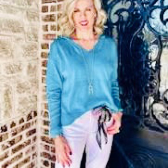 Cabi Hop To Hoodie - Picture 2 of 7